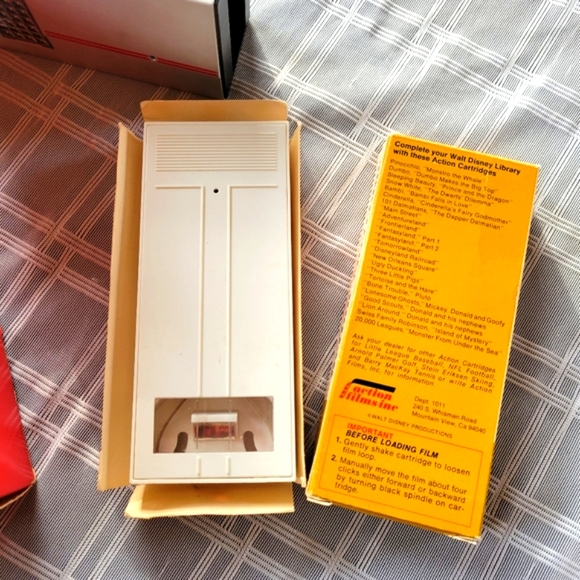 Walt Disney Vintage Action Films Movie Viewer - 2 Cartridges Working - Picture 5 of 8